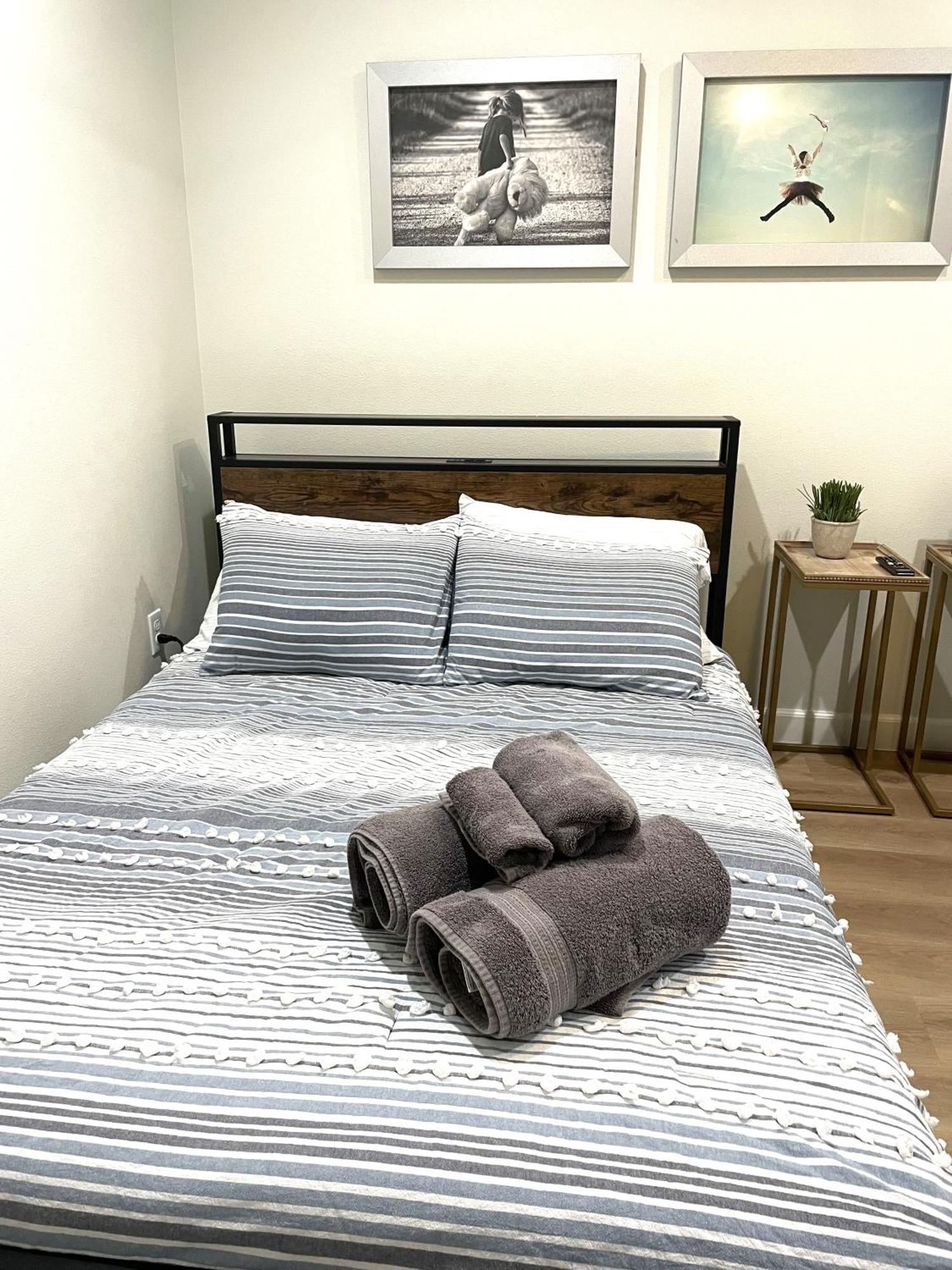 Incredible Value For 12 Guests, New 3br By Disneyland, Knott's, Hébergement de vacances